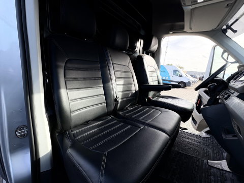 Volkswagen Crafter 35 L3H3 Highline AUT | TREKHAAK | CAMERA | LMV | ZONNEKLEP | SIDEBARS