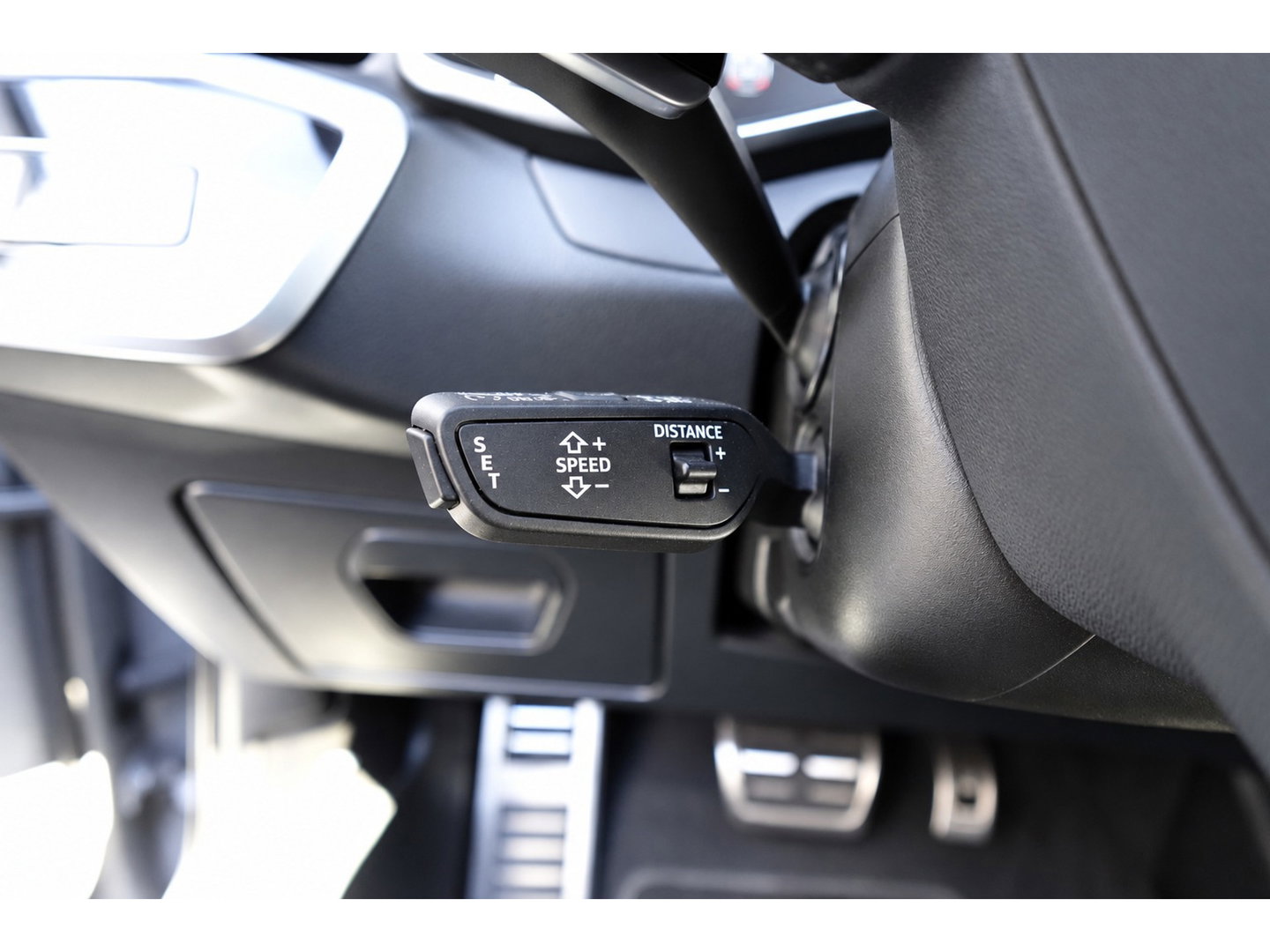 Audi RS6 Avant TFSI quattro DYNAMIC PANO KEYLESS KERAMISCH