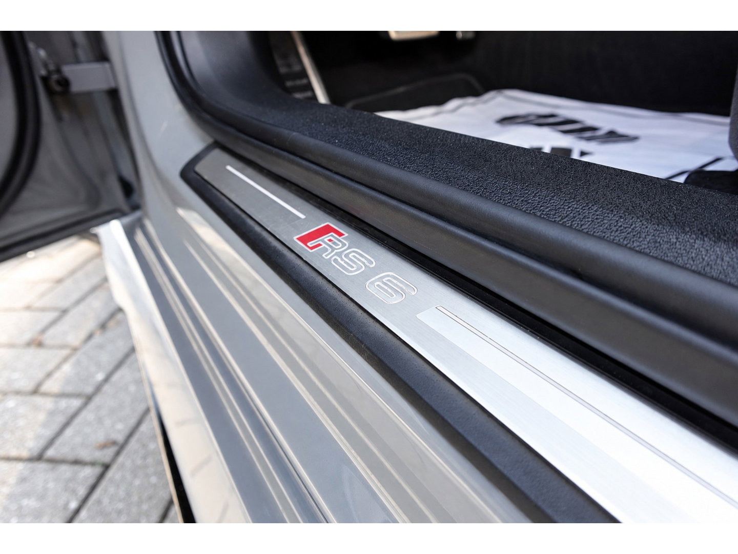 Audi RS6 Avant TFSI quattro DYNAMIC PANO KEYLESS KERAMISCH