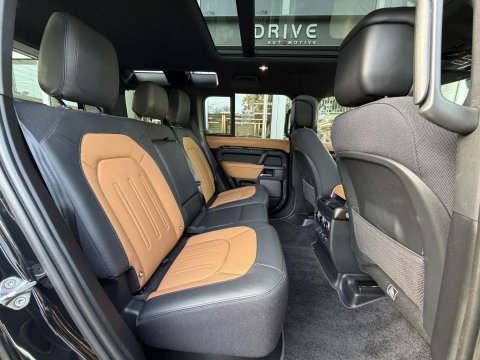 Land Rover Defender 110 2.0 P400e 110 X |Full option|Pano|ACC|Ventilatie|Meridian™ Surround Sound|22"|Trekhaak