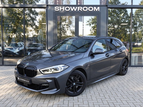 BMW 1-serie 118i High Executive M-PAKKET HUD SFEER ACC