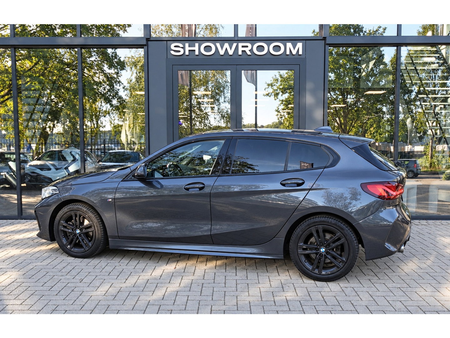 BMW 1-serie 118i High Executive M-PAKKET HUD SFEER ACC