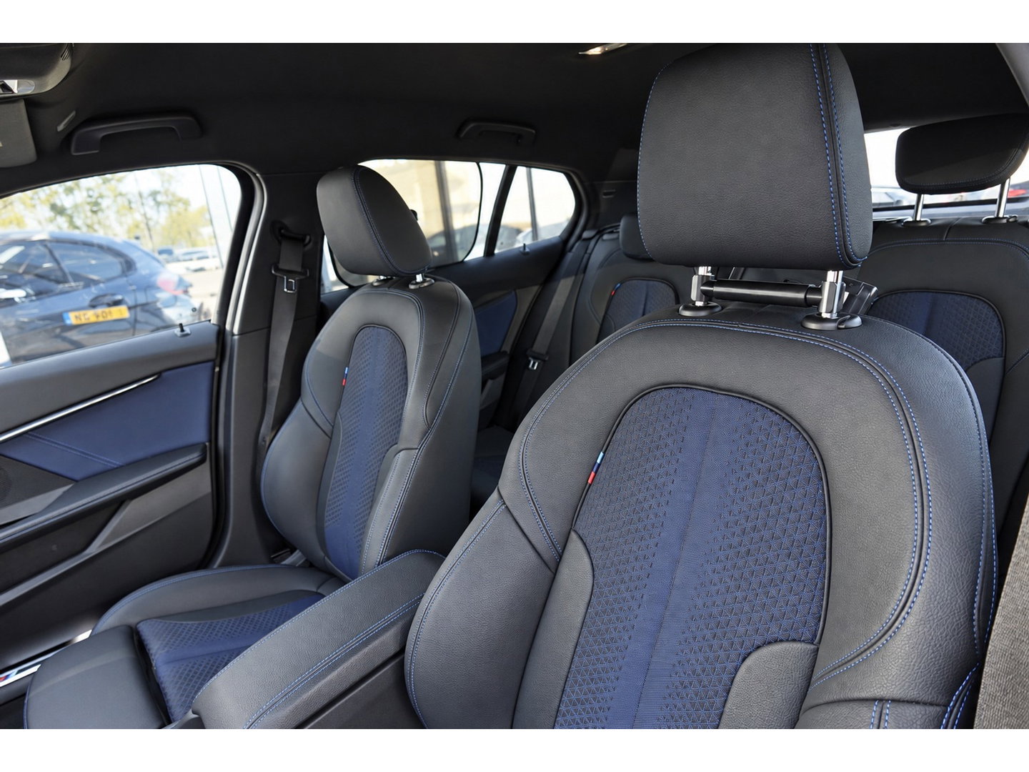 BMW 1-serie 118i High Executive M-PAKKET HUD SFEER ACC