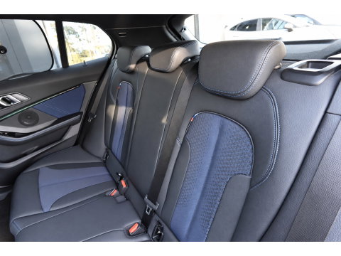 BMW 1-serie 118i High Executive M-PAKKET HUD SFEER ACC