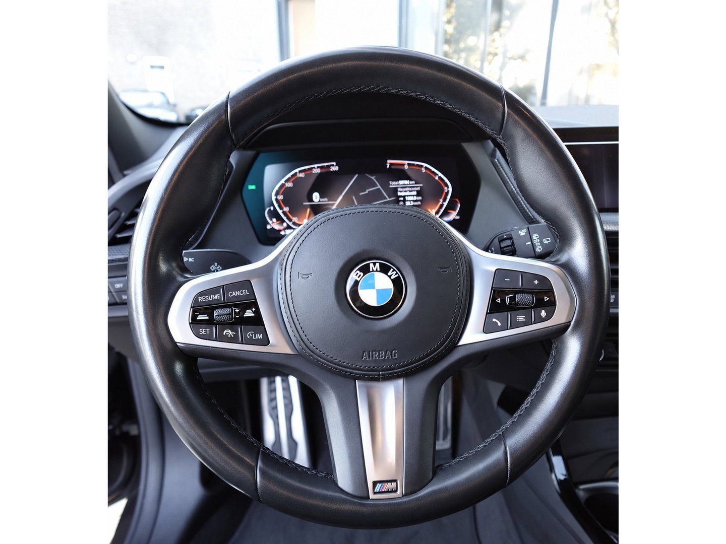 BMW 1-serie 118i High Executive M-PAKKET HUD SFEER ACC