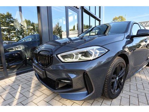 BMW 1-serie 118i High Executive M-PAKKET HUD SFEER ACC
