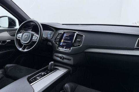 Volvo XC90 2.0 B5 AWD Inscription | Harman/Kardon | Panoramadak | 360° Camera | Trekhaak | Head-Up | Stoel+Stuurverwarming | BLIS | ACC
