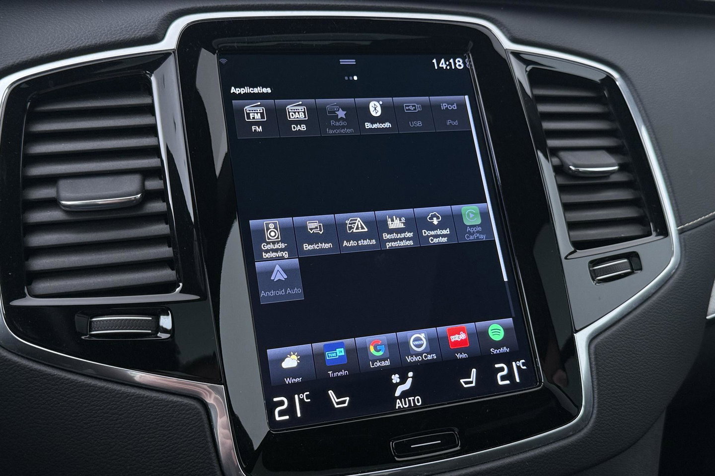 Volvo XC90 2.0 B5 AWD Inscription | Harman/Kardon | Panoramadak | 360° Camera | Trekhaak | Head-Up | Stoel+Stuurverwarming | BLIS | ACC