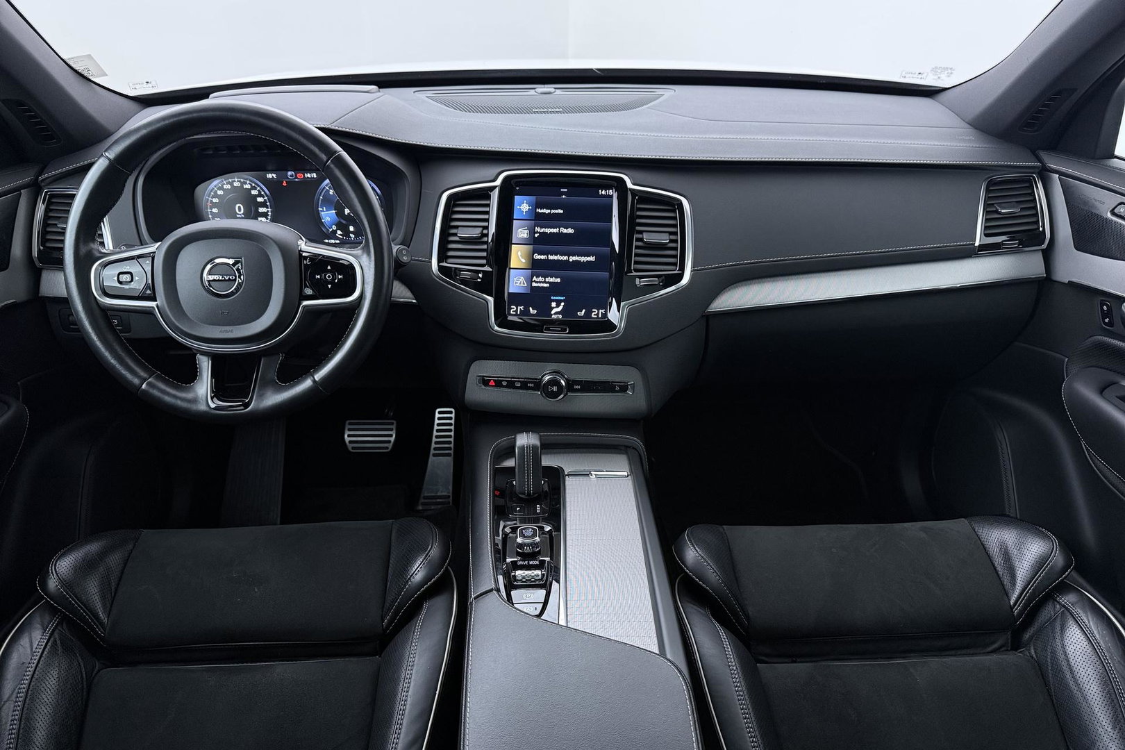 Volvo XC90 2.0 B5 AWD Inscription | Harman/Kardon | Panoramadak | 360° Camera | Trekhaak | Head-Up | Stoel+Stuurverwarming | BLIS | ACC