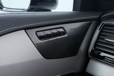 Volvo XC90 2.0 B5 AWD Inscription | Harman/Kardon | Panoramadak | 360° Camera | Trekhaak | Head-Up | Stoel+Stuurverwarming | BLIS | ACC