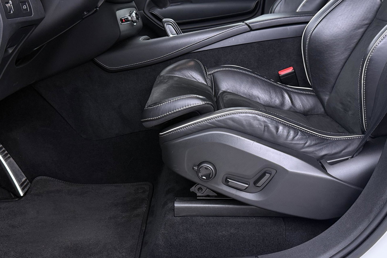 Volvo XC90 2.0 B5 AWD Inscription | Harman/Kardon | Panoramadak | 360° Camera | Trekhaak | Head-Up | Stoel+Stuurverwarming | BLIS | ACC