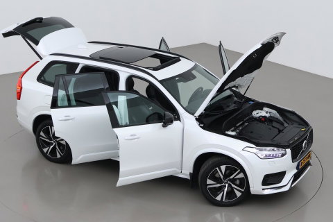 Volvo XC90 2.0 B5 AWD Inscription | Harman/Kardon | Panoramadak | 360° Camera | Trekhaak | Head-Up | Stoel+Stuurverwarming | BLIS | ACC