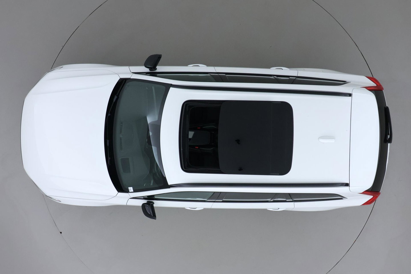 Volvo XC90 2.0 B5 AWD Inscription | Harman/Kardon | Panoramadak | 360° Camera | Trekhaak | Head-Up | Stoel+Stuurverwarming | BLIS | ACC