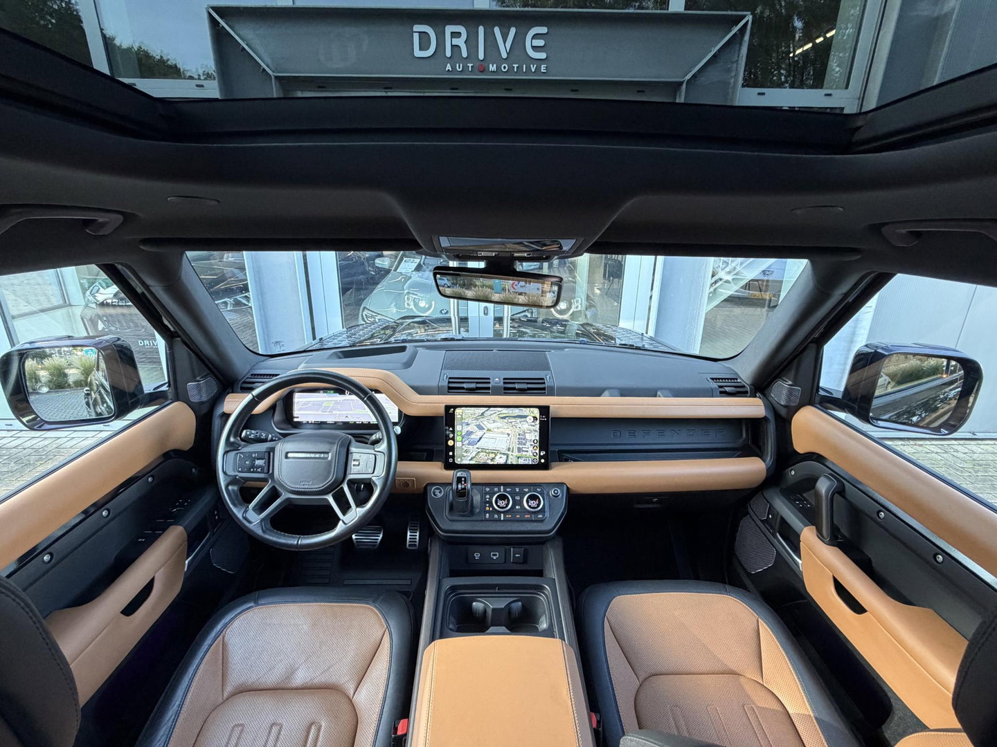 Land Rover Defender 110 2.0 P400e 110 X |Full option|Pano|ACC|Ventilatie|Meridian™ Surround Sound|22"|Trekhaak
