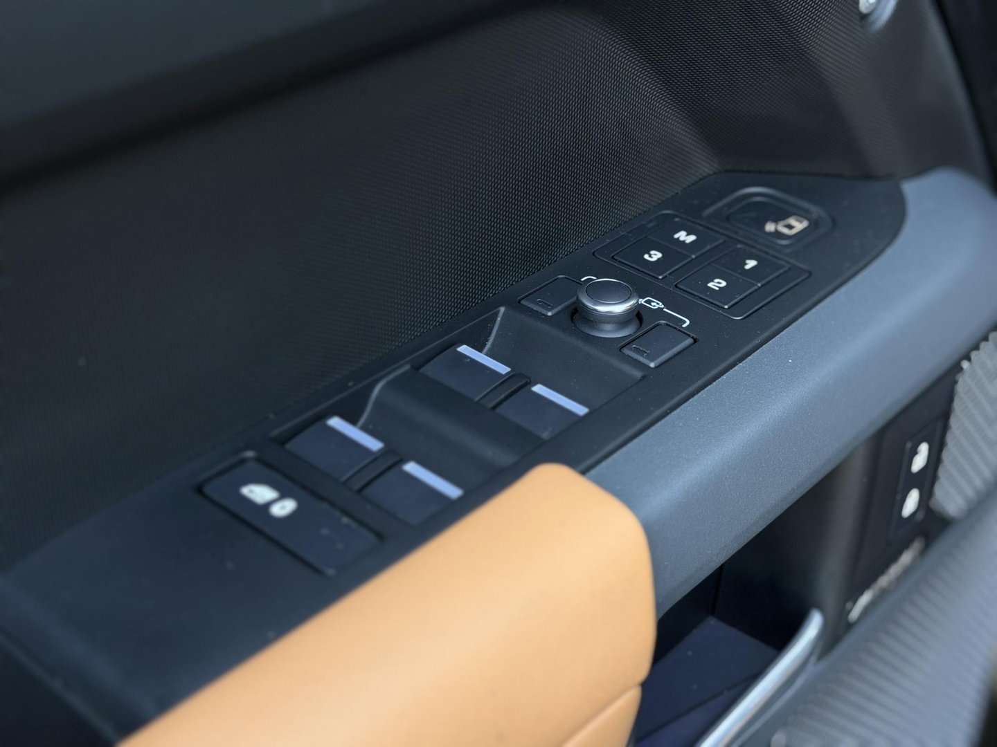 Land Rover Defender 110 2.0 P400e 110 X |Full option|Pano|ACC|Ventilatie|Meridian™ Surround Sound|22"|Trekhaak