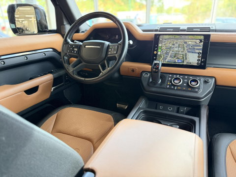 Land Rover Defender 110 2.0 P400e 110 X |Full option|Pano|ACC|Ventilatie|Meridian™ Surround Sound|22"|Trekhaak