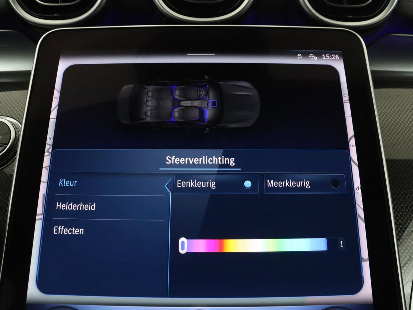 Mercedes-Benz C-Klasse 200 Launch Edition AMG Line | Leder | Cruise control | Stoelverwarming | Camera | Park assist | Sfeerverlichting | 19" velgen