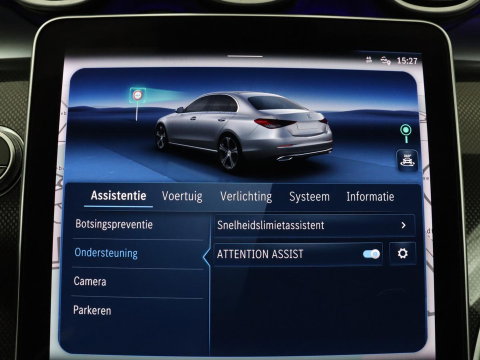 Mercedes-Benz C-Klasse 200 Launch Edition AMG Line | Leder | Cruise control | Stoelverwarming | Camera | Park assist | Sfeerverlichting | 19" velgen