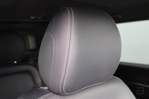 Mercedes-Benz V-Klasse 250d Lang DC Edition / AMG line / Stoelventilatie / Stoelverwarming / 2x Scuifdeur / Maestro surroundsystem / Origineel NL