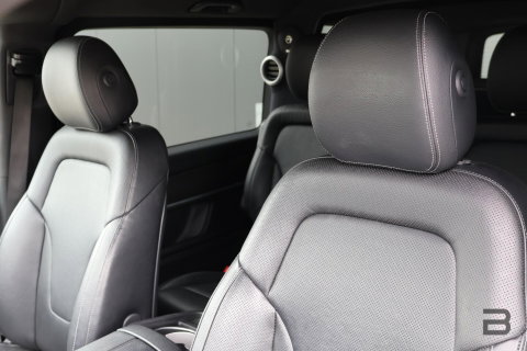 Mercedes-Benz V-Klasse 250d Lang DC Edition / AMG line / Stoelventilatie / Stoelverwarming / 2x Scuifdeur / Maestro surroundsystem / Origineel NL