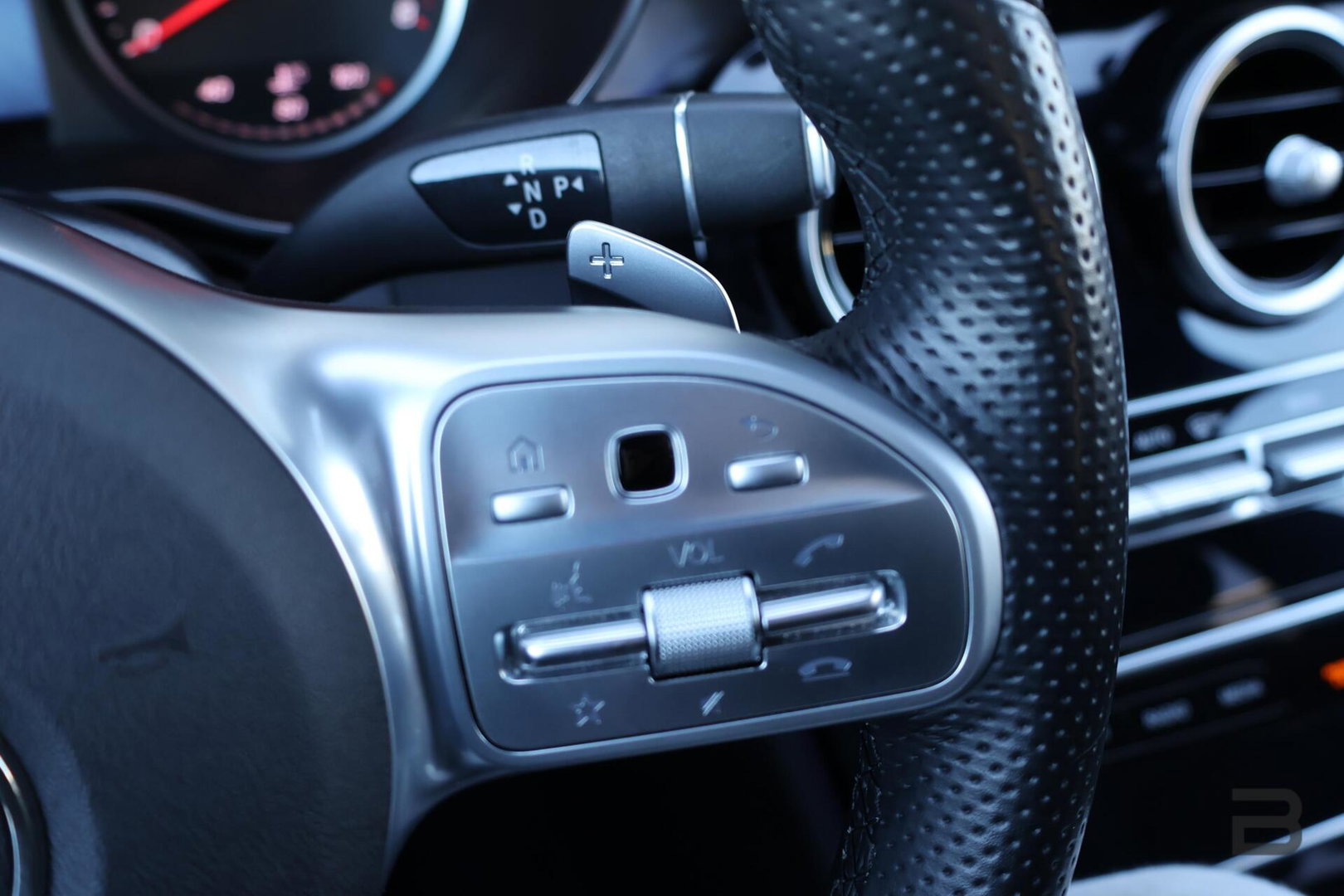 Mercedes-Benz C-Klasse Estate 400 4MATIC AMG Line / Panoramadak / Memory stoelen / Night Pakket / Burmester Surround