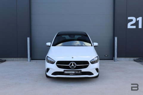 Mercedes-Benz B-Klasse 200 Luxury Line / Panoramadak / Stuurwielverwarming / Stoelverwarming
