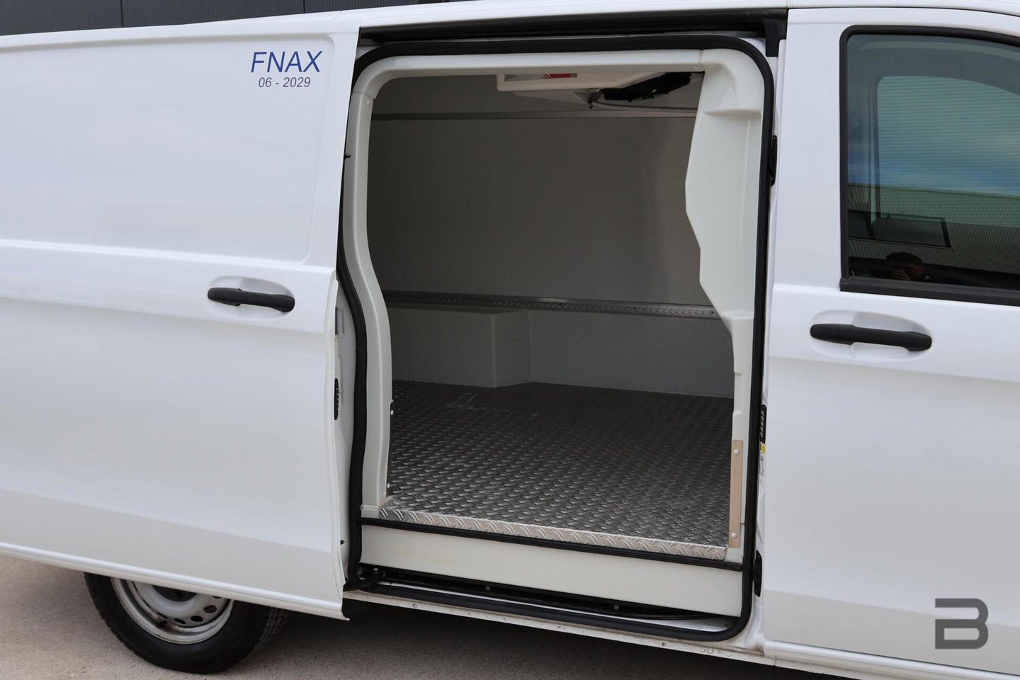 Mercedes-Benz Vito Bestel 116 CDI Lang KOELWAGEN / Automaat / Camera / Navigatie / Cruise Control