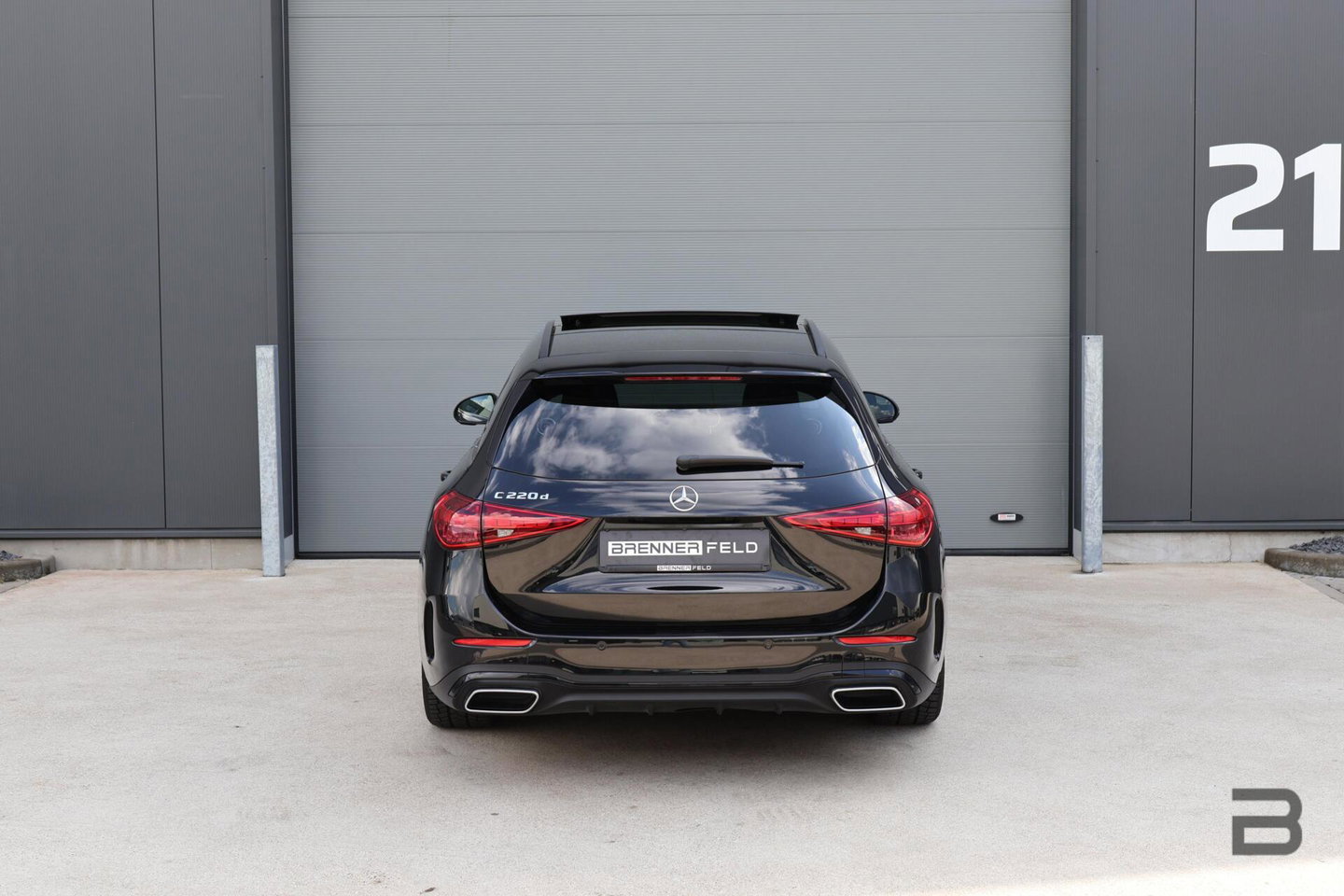 Mercedes-Benz C-Klasse Estate 220 d AMG Line / Panoramadak / Burmester Surround / Massage Stoelen / Night Pakket / Trekhaak Wegklapbaar