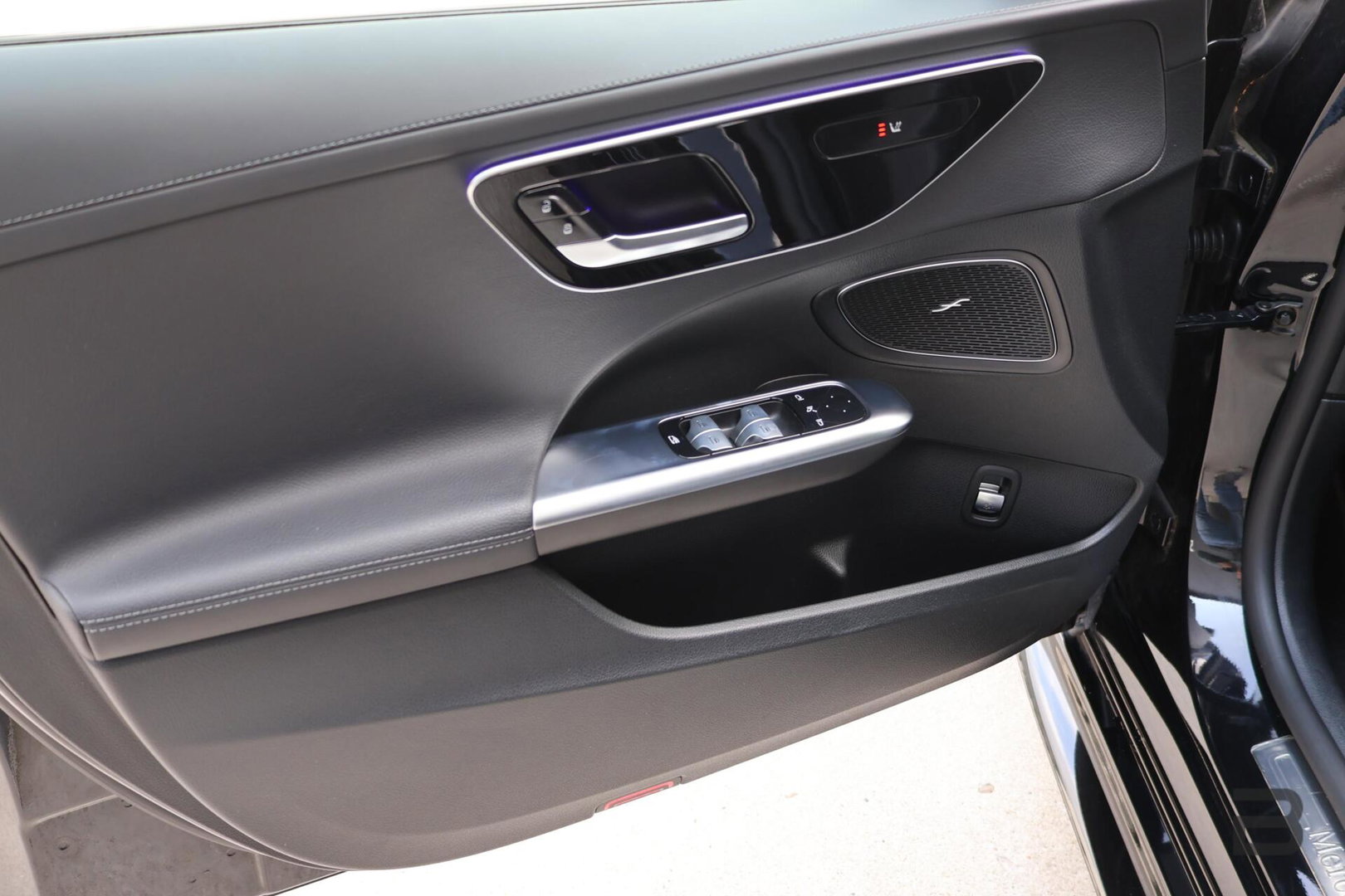 Mercedes-Benz C-Klasse Estate 220 d AMG Line / Panoramadak / Burmester Surround / Massage Stoelen / Night Pakket / Trekhaak Wegklapbaar