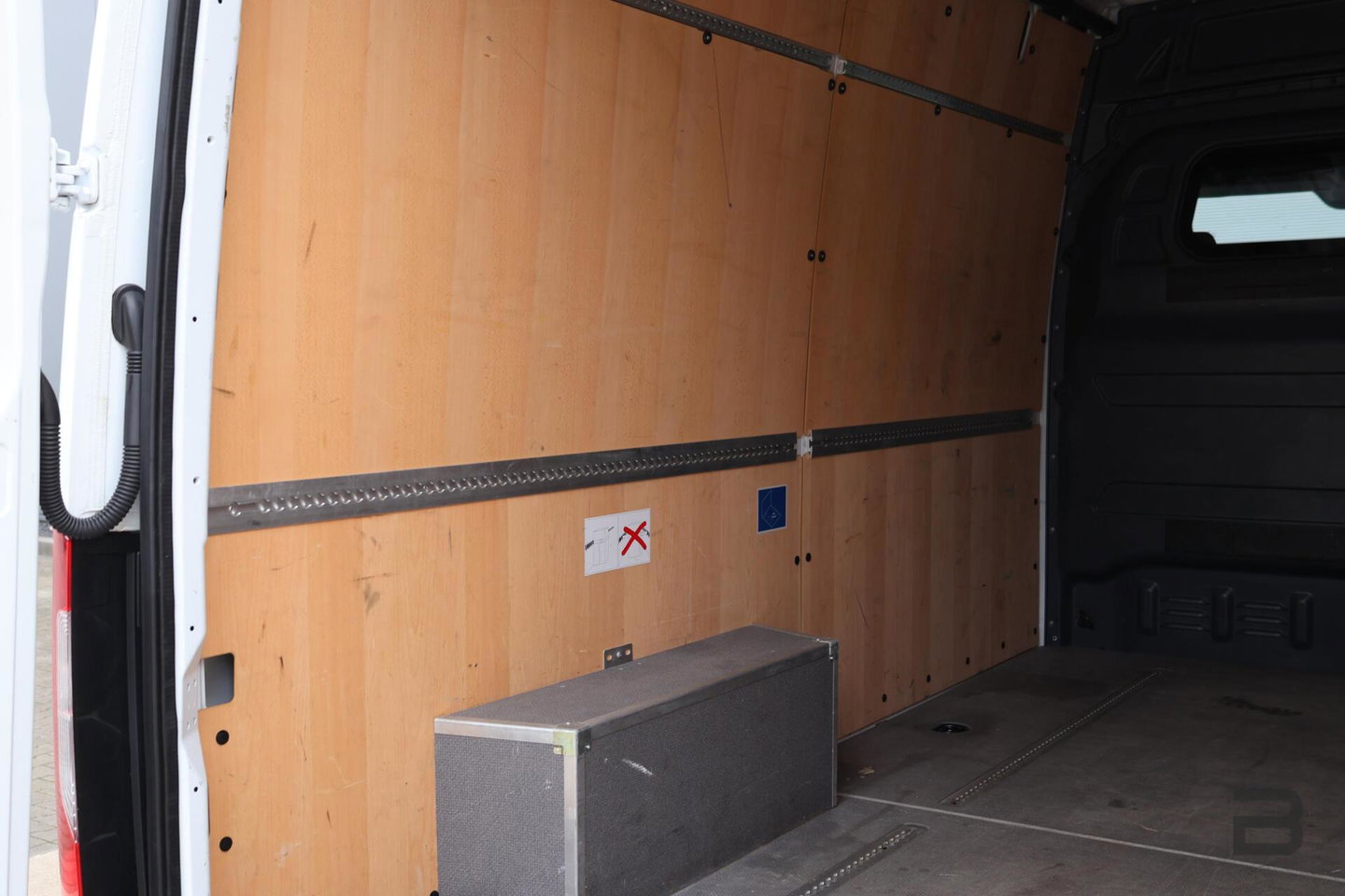 Mercedes-Benz Sprinter bestel 317 1.9 CDI L2H2 RWD