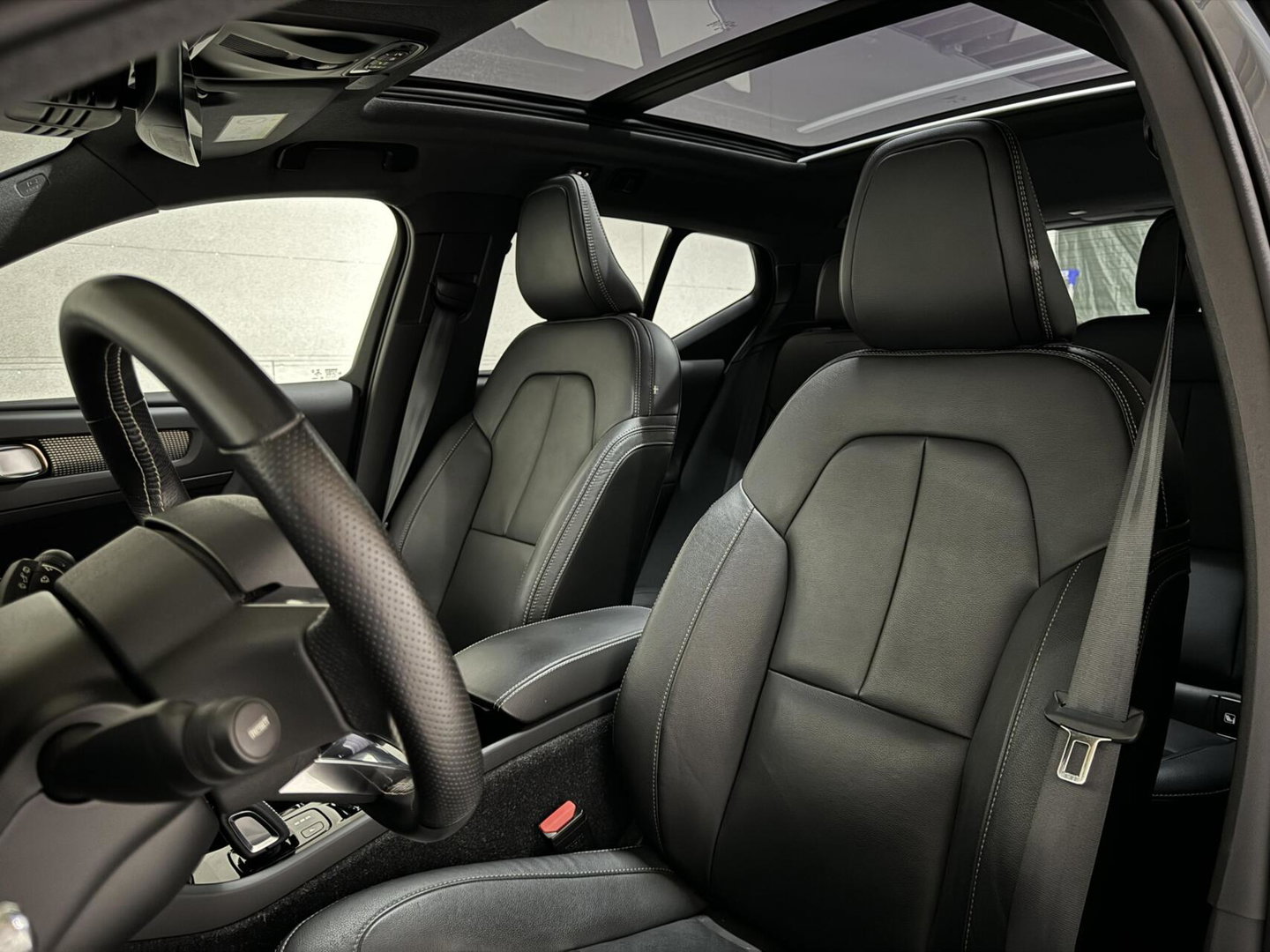 Volvo XC40 1.5 T5 Recharge R-Design Pano H/K Camera Cruise