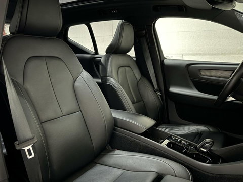 Volvo XC40 1.5 T5 Recharge R-Design Pano H/K Camera Cruise