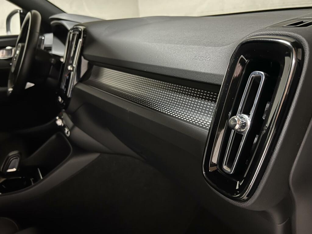 Volvo XC40 1.5 T5 Recharge R-Design Pano H/K Camera Cruise