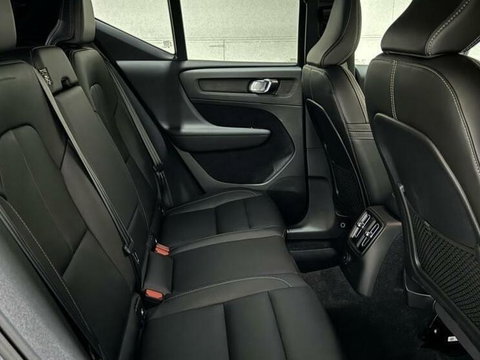 Volvo XC40 1.5 T5 Recharge R-Design Pano H/K Camera Cruise