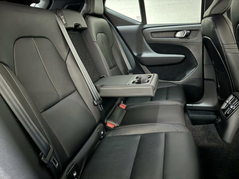 Volvo XC40 1.5 T5 Recharge R-Design Pano H/K Camera Cruise