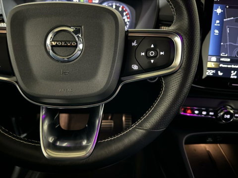 Volvo XC40 1.5 T5 Recharge R-Design Pano H/K Camera Cruise