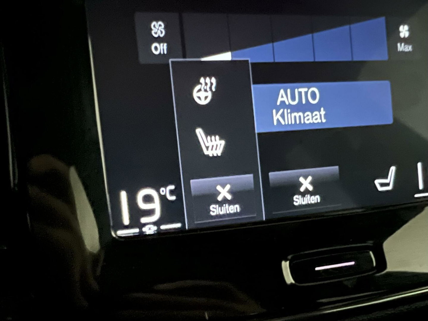 Volvo XC40 1.5 T5 Recharge R-Design Pano H/K Camera Cruise