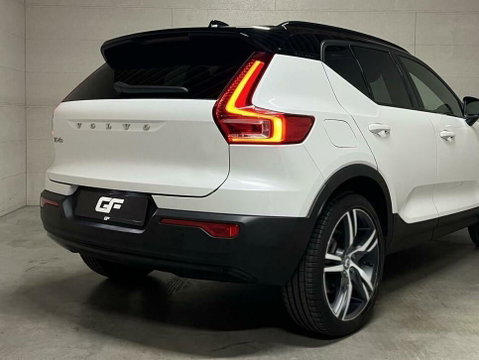 Volvo XC40 1.5 T5 Recharge R-Design Pano H/K Camera Cruise