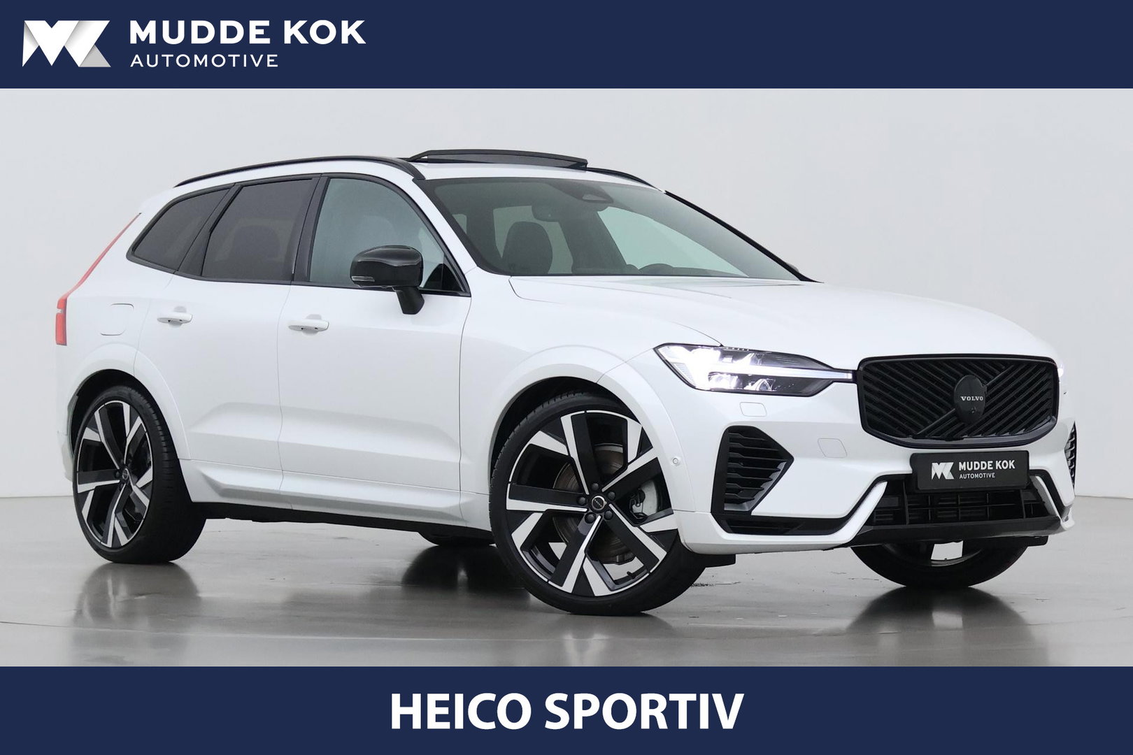 Volvo XC60 T6 Ultra Black Edition | HEICO | 22 Inch | Bowers&Wilkins | Luchtvering | Trekhaak | 360° Camera | Stoelventilatie