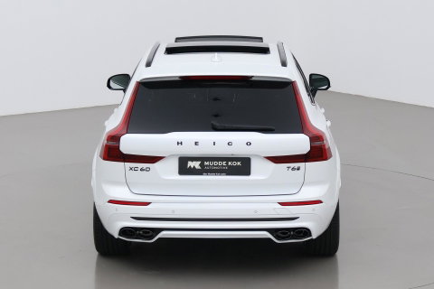 Volvo XC60 T6 Ultra Black Edition | HEICO | 22 Inch | Bowers&Wilkins | Luchtvering | Trekhaak | 360° Camera | Stoelventilatie