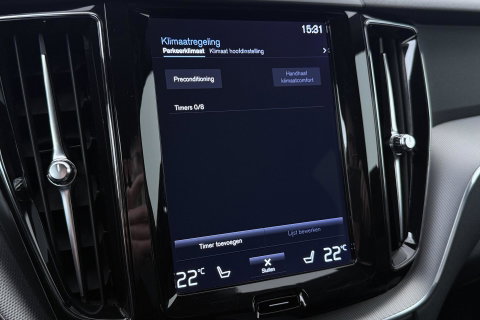 Volvo XC60 T4 R-Design | Goed onderhouden | BLIS | Camera | Full LED | Apple CarPlay | Memory | Verwarmde Voorruit | 19 Inch