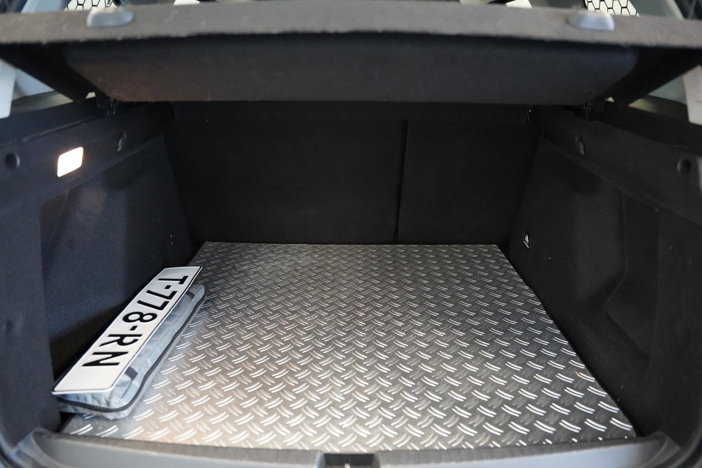 Dacia Duster 1.0 TCe 100 ECO-G Extreme LED Bar Imperial Trekhaak Blindspot PDC 360 camera NAP!
