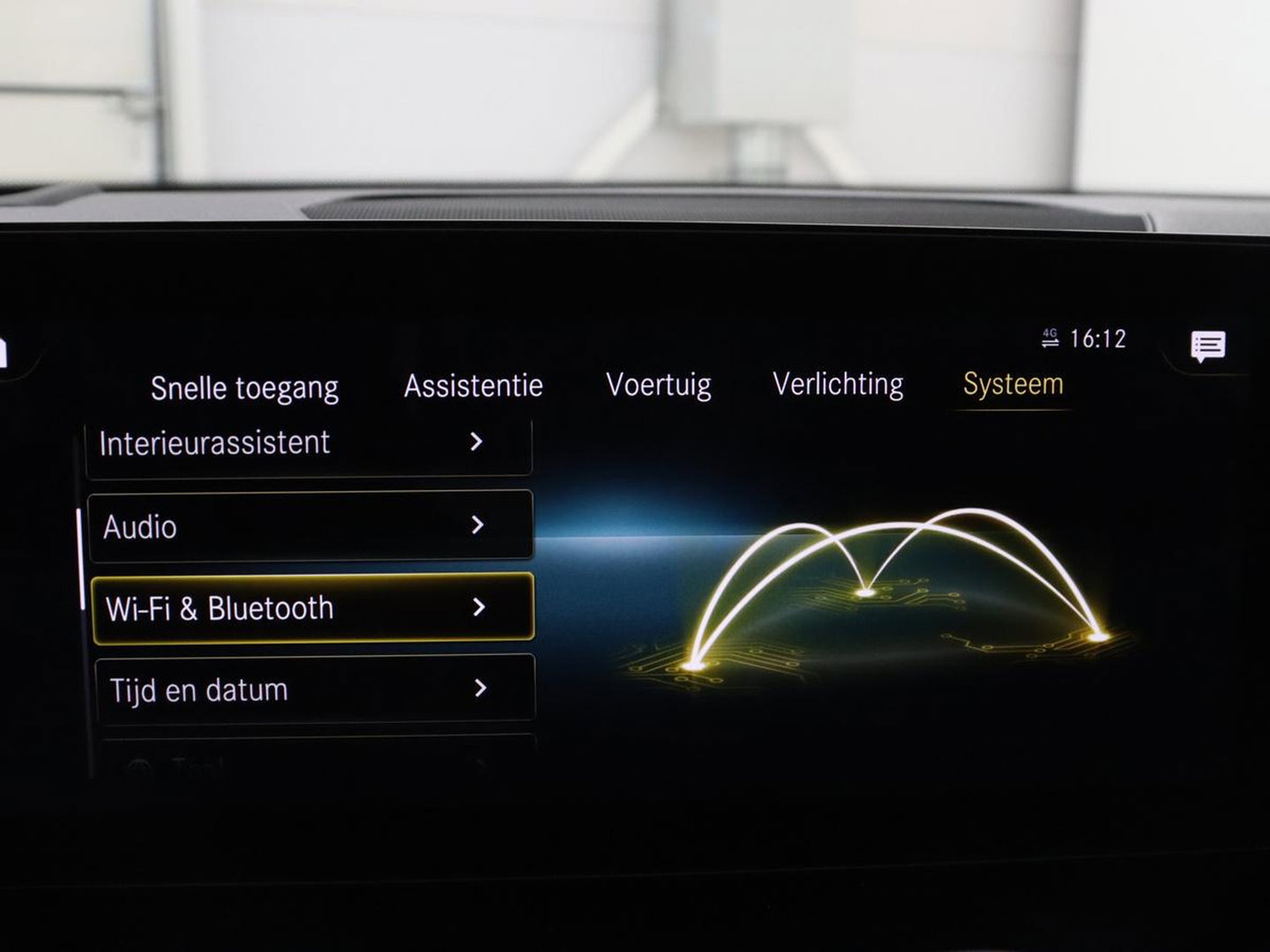 Mercedes-Benz EQB 300 4MATIC AMG Line 67 kWh | SOH 94,7% | Panoramadak | Half leder | Memory | Stoelverwarming | Cruise control | Head-up | 360 Camera | Sfeerverlichting