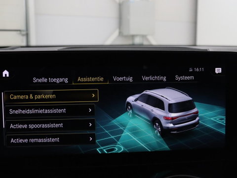 Mercedes-Benz EQB 300 4MATIC AMG Line 67 kWh | SOH 94,7% | Panoramadak | Half leder | Memory | Stoelverwarming | Cruise control | Head-up | 360 Camera | Sfeerverlichting