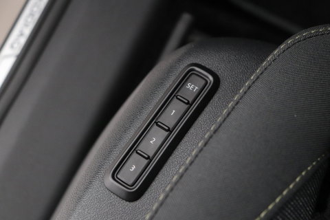 Škoda Kodiaq 1.5 TSI Business Edition Plus | 7 Persoons | Trekhaak | ACC | Camera | Keyless | Stoel+Stuurverwarming | Getint glas | 19 Inch