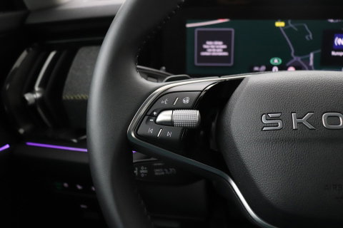 Škoda Kodiaq 1.5 TSI Business Edition Plus | 7 Persoons | Trekhaak | ACC | Camera | Keyless | Stoel+Stuurverwarming | Getint glas | 19 Inch