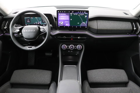 Škoda Kodiaq 1.5 TSI Business Edition Plus | 7 Persoons | Trekhaak | ACC | Camera | Keyless | Stoel+Stuurverwarming | Getint glas | 19 Inch