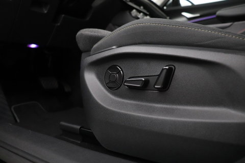Škoda Kodiaq 1.5 TSI Business Edition Plus | 7 Persoons | Trekhaak | ACC | Camera | Keyless | Stoel+Stuurverwarming | Getint glas | 19 Inch