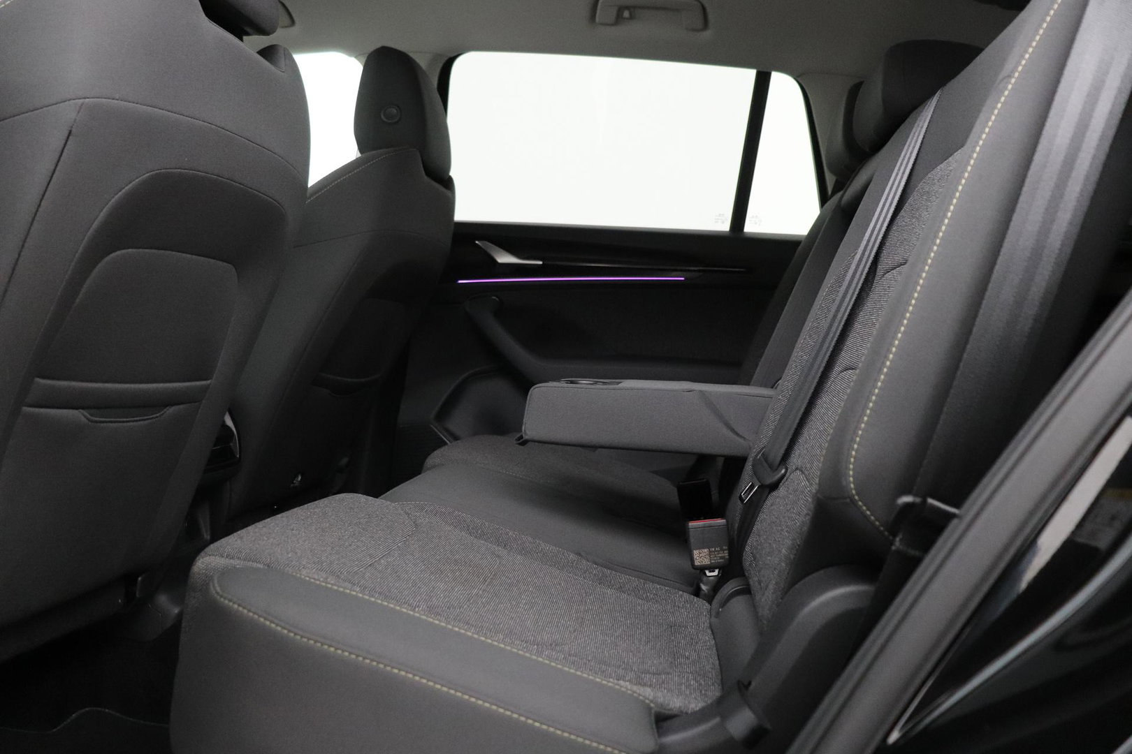 Škoda Kodiaq 1.5 TSI Business Edition Plus | 7 Persoons | Trekhaak | ACC | Camera | Keyless | Stoel+Stuurverwarming | Getint glas | 19 Inch