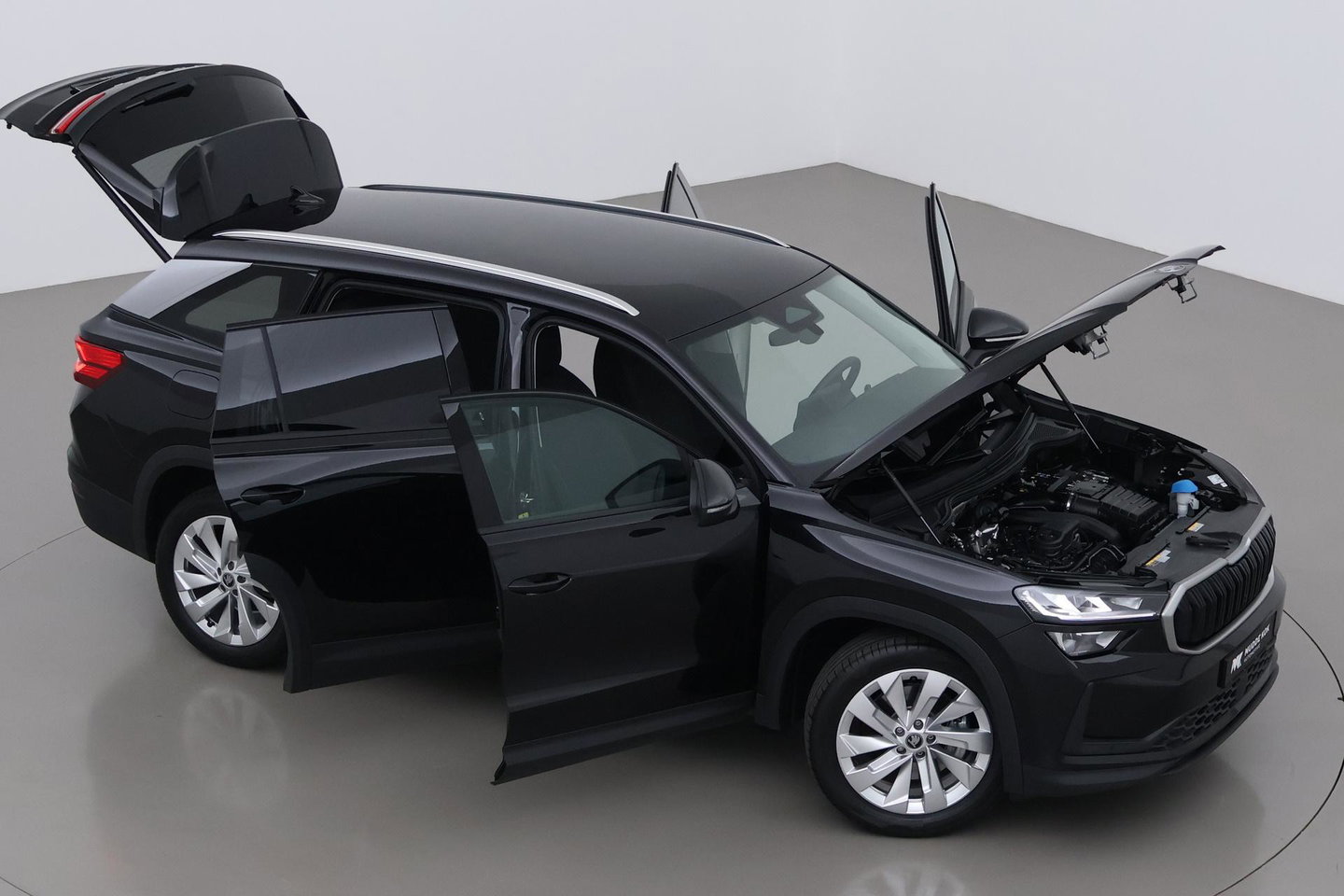 Škoda Kodiaq 1.5 TSI Business Edition Plus | 7 Persoons | Trekhaak | ACC | Camera | Keyless | Stoel+Stuurverwarming | Getint glas | 19 Inch